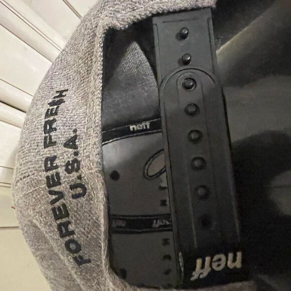 Neff Company Black/Gray Snapback Hat/Cap - Picture 9 of 10